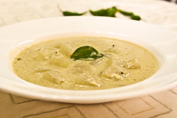 Kumbalakai Majjige Huli Recipe- Ash Gourd Buttermilk Curry