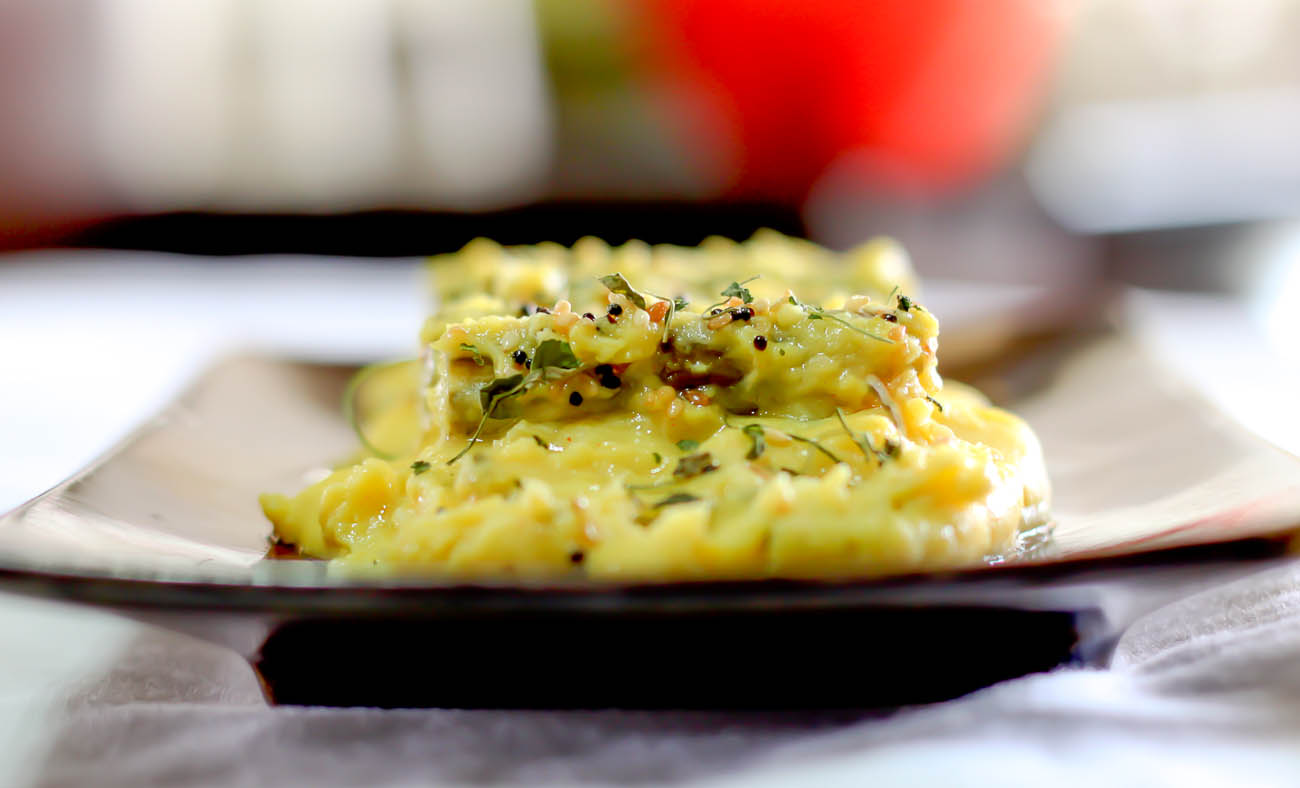 Saragva Nu Lot Valu Shaak - Gujarati Besan Drumstick Sabzi
