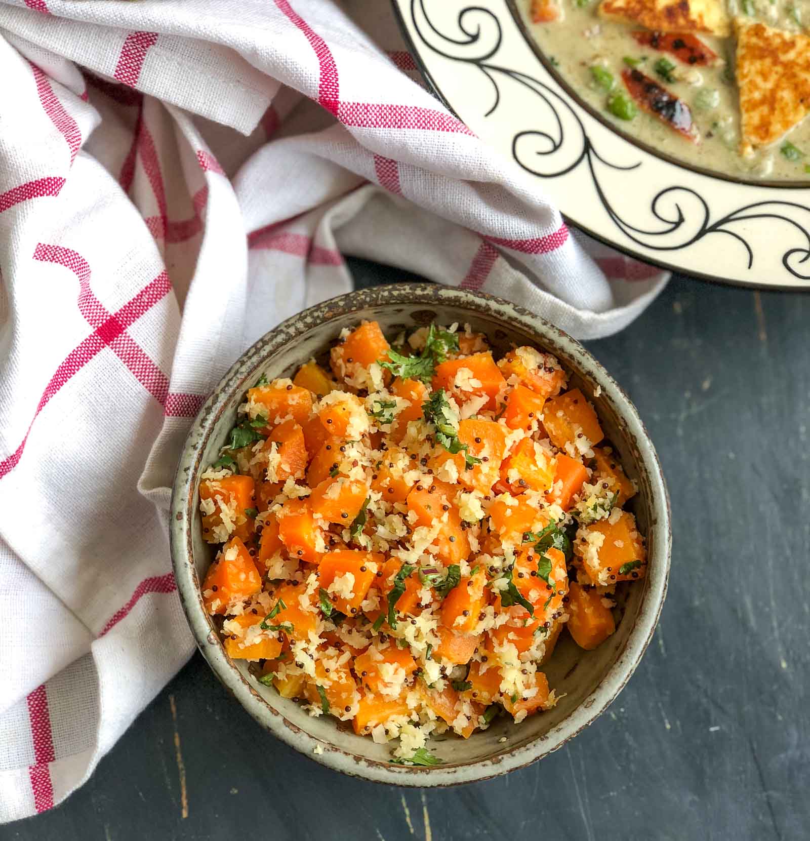 Maharashtrian Style Gajarachi Koshimbir Recipe -Carrot Salad