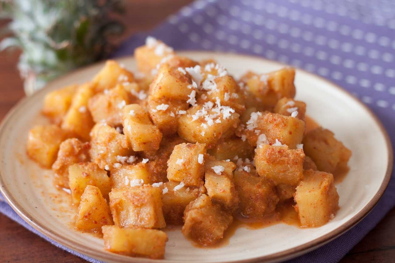 Karwar Style Anasa Patal Bhaji Recipe-Pineapple cooked with coconut