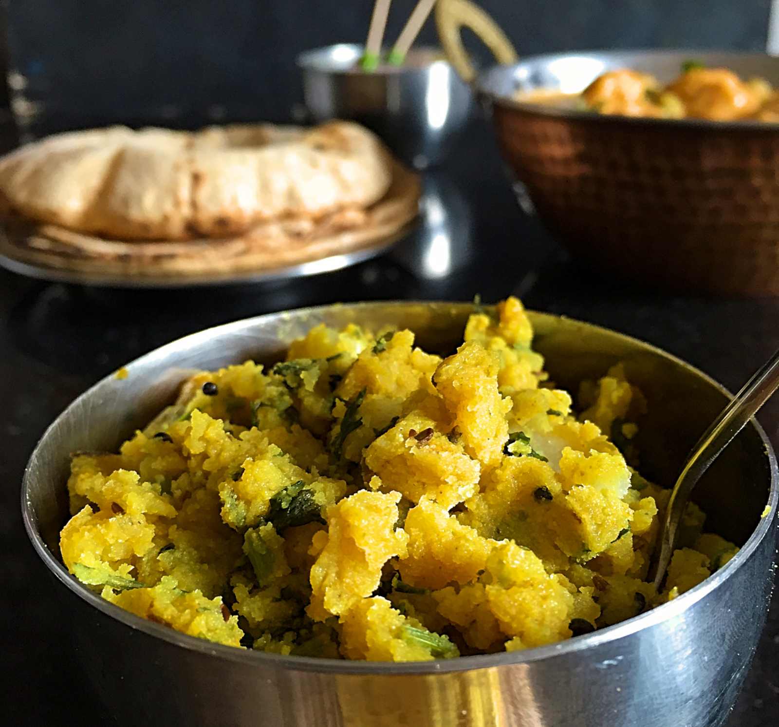 Hari Dhania Ki Sabzi ( Fresh Coriander leaves Dry Curry) Recipe